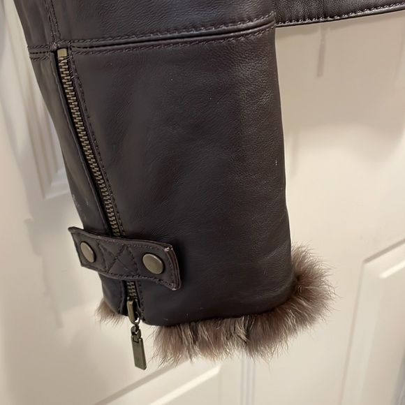 Danier leather modo style jacket. Rich brown colour. - Picture 4 of 8